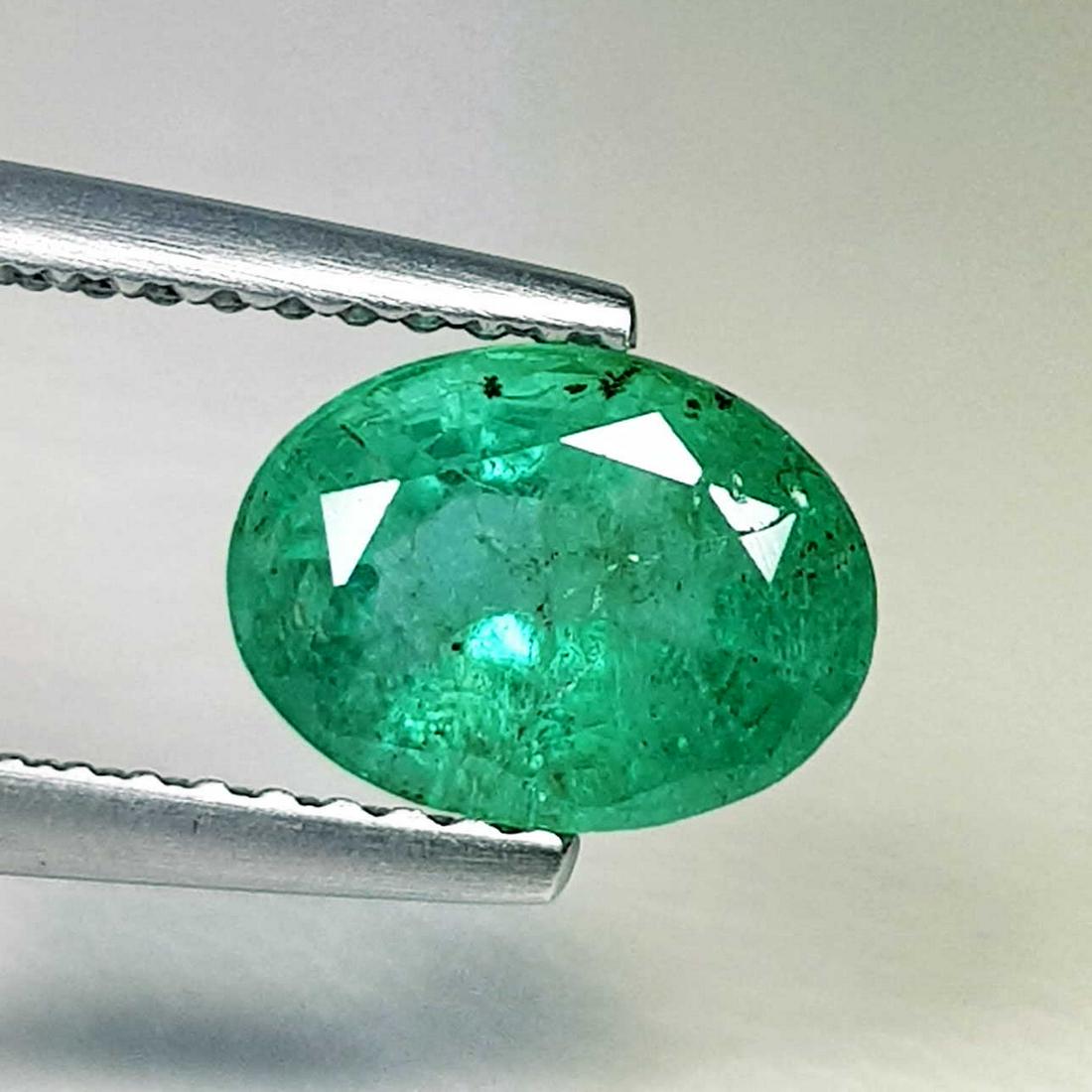 Natural Emerald Oval Cut 1.50 ct (1 of 5)