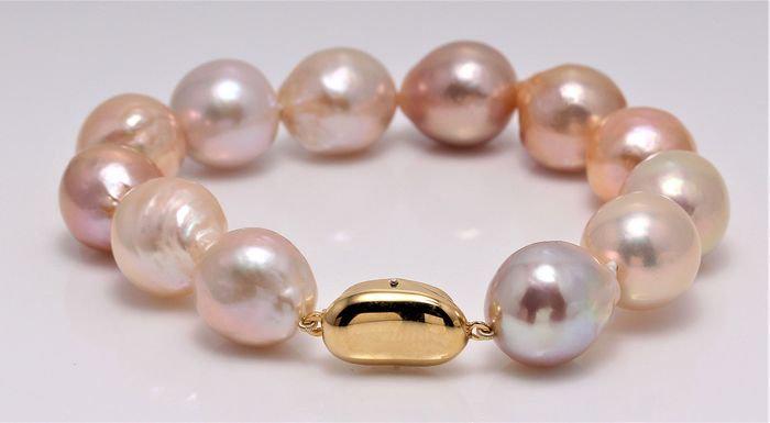 925 Silver - 13x14mm Multi Edison Pearls - Bracelet: This bracelet will stand out for its radiant glow ! Most freshwater pearls are nucleated by tissue, but Edison cultured pearls are nucleated with beads, exactly as saltwater pearls This luxurious brac