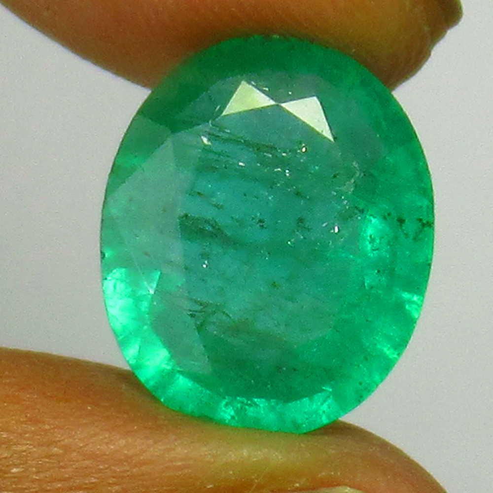 4.15 Ctw Natural Zambian Emerald Oval Cut (1 of 2)