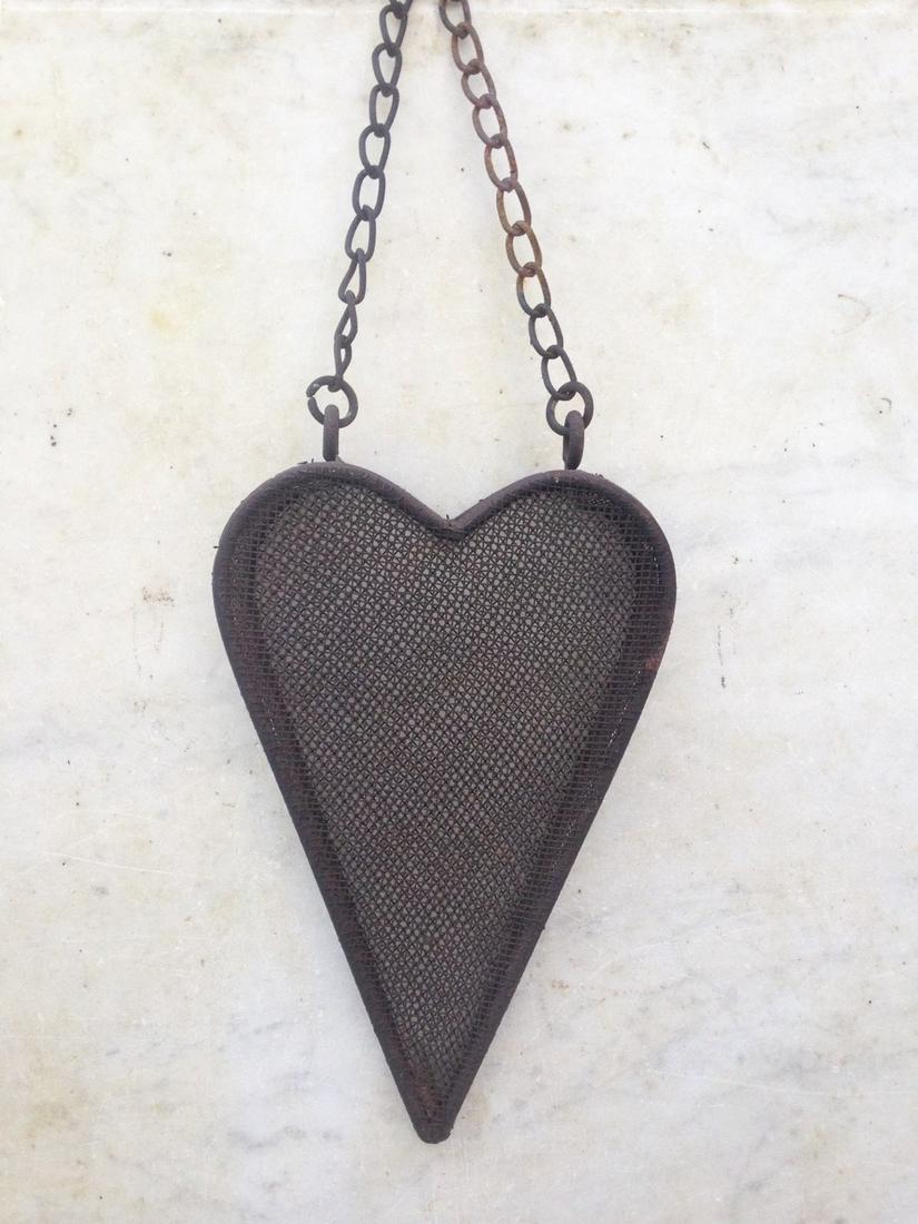 Rare 19thc Victorian Iron And Steel Mesh Heart Shaped: Title: Rare 19thc Victorian Iron And Steel Mesh Heart Shaped Hanging Pocket For Drying Herbs Such As Lavender Dimension: Heart shape is approximately 7 1/2" tall Provenance:All original Shipping: Dome
