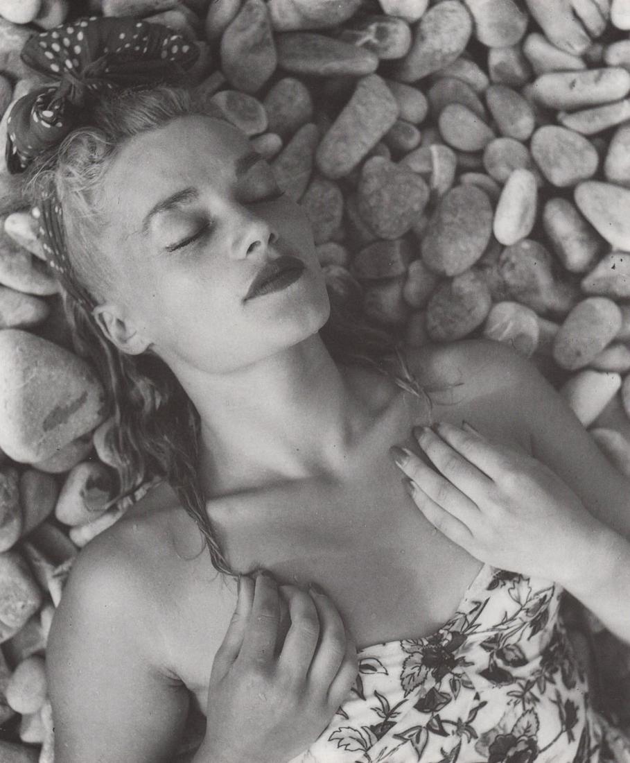 PIERRE BOUCHER - Relaxing on the Rocks (1 of 1)