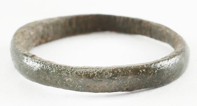 VIKING WARRIORâ€™S WEDDING RING, SZ1 1/4: No Reserve! 9th century. Small size 1 ¼ for the small finger as was the custom in some areas. Bronze. Narrow rounded band, 2.3mm. Excellent with fine glossy patina. Vikings exchanged rings on t