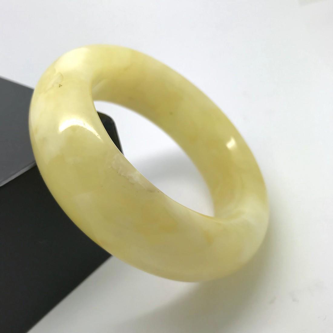 Marvellous Amber Bangle Bracelet (1 of 9)