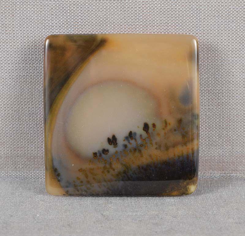 Moss agate OBIDOME netsuke MOON & TREES: Japanese obidome (sash ornament) with polished moss agate stone, its natural pattern perfectly resembling a huge moon rising over a hill with bushes and trees. Obidome is worn on an obi cord that hold