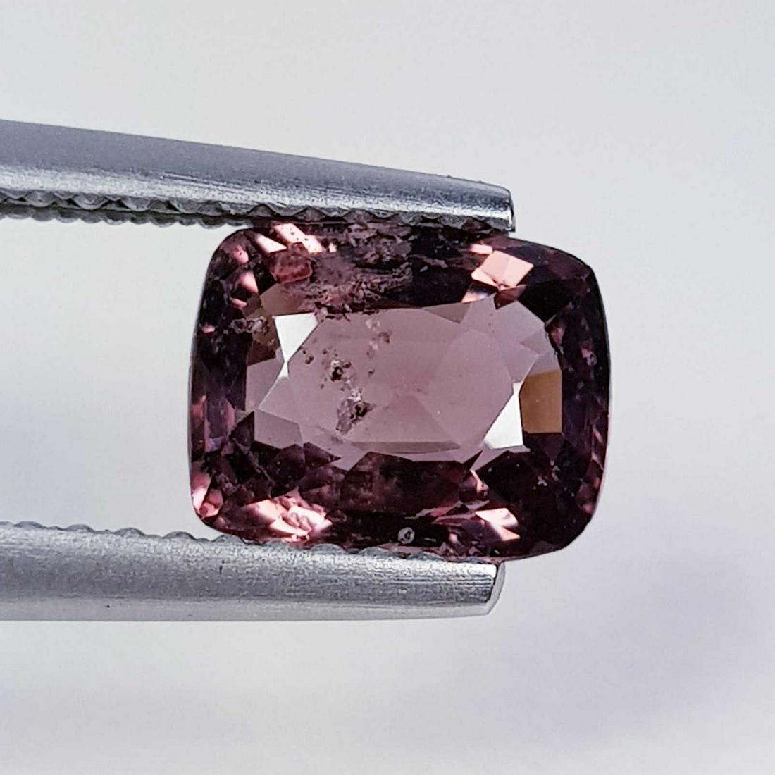 Natural Spinel Cushion Cut - 1.35 ct (1 of 6)