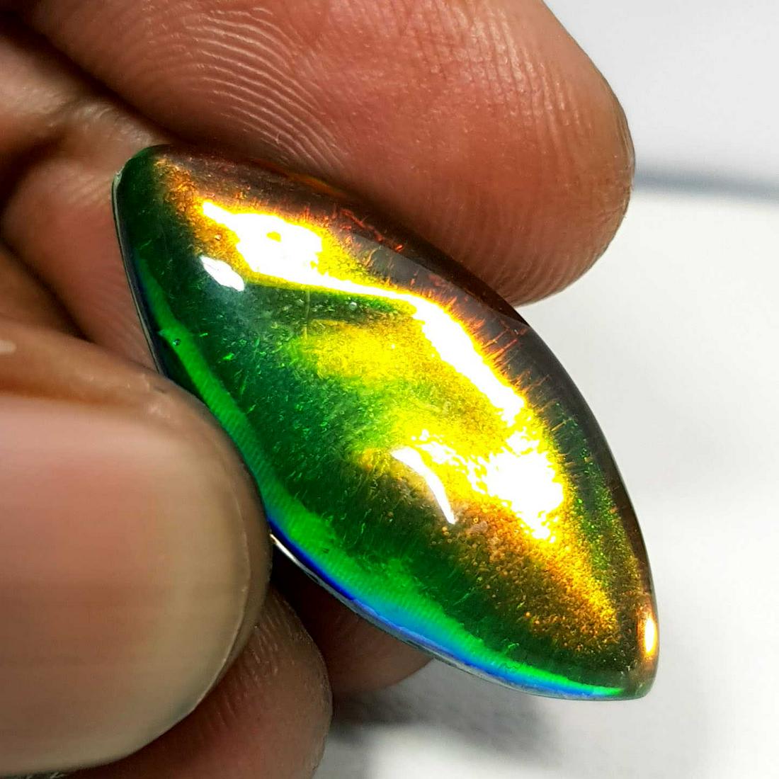 16.20 ct Australian Doublet Opal (1 of 5)