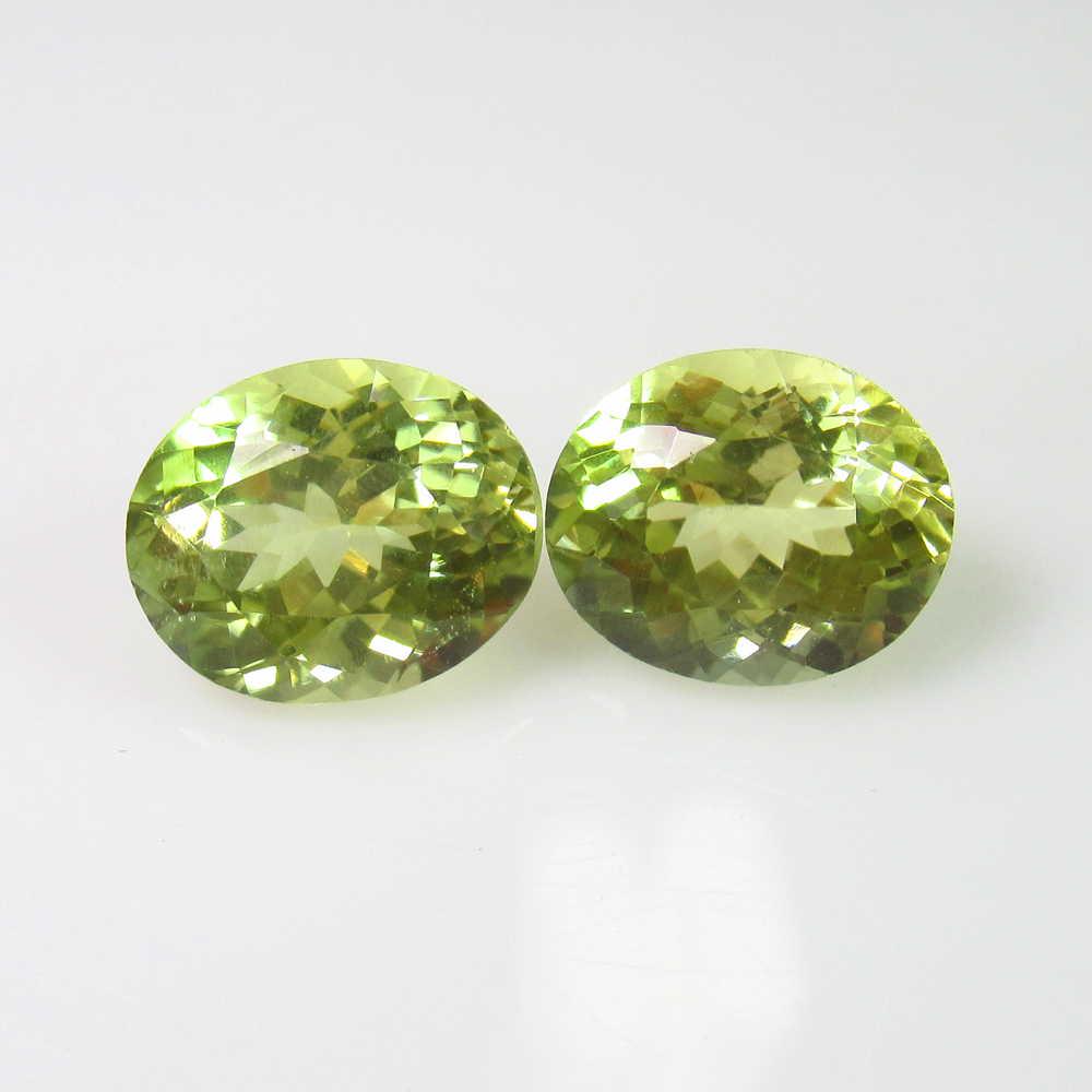 7.25 Ct Genuine Lemon Quartz Round Pair: No Reserve! Title: 7.25 Ct Genuine Lemon Quartz Round Pair Stone Clarity: VVS Gemstones: Natuarl Lemon Quartz Carat Weights: 7.25 Size/Dimensions: 9.20 x 9.20 x 6.80 mm / 2 PC's Additional Information