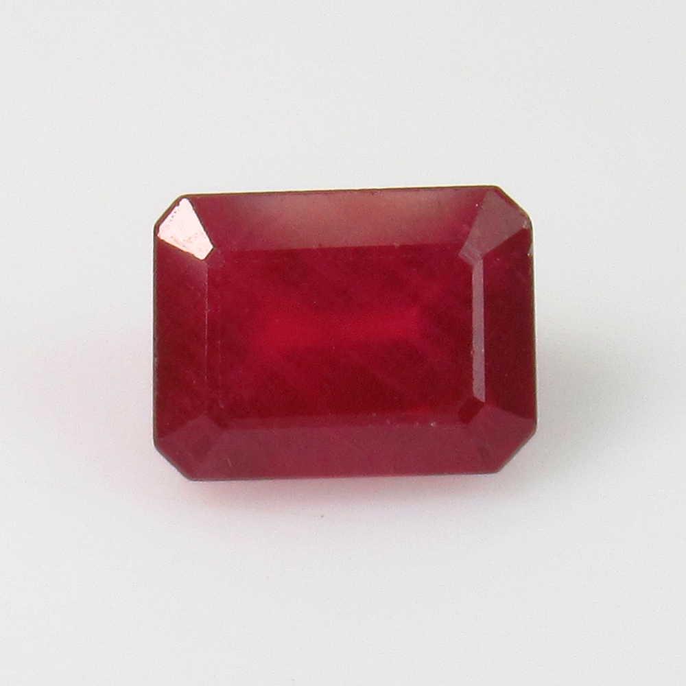 2.81 Ct Genuine Blood Red Ruby Octagon Cut (1 of 2)