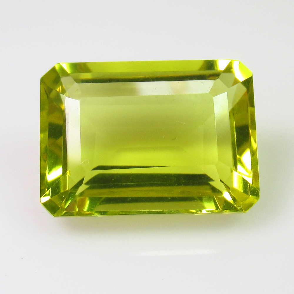 15.18 Ct Genuine Lemon Quartz Octagon Cut: No Reserve! Title: 15.18 Ct Genuine Lemon Quartz Octagon Cut Stone Clarity: VVS Gemstones: Natuarl Lemon Quartz Carat Weights: 15.18 Size/Dimensions: 18.00 x 13.00 x 8.20 mm Additional Information: To