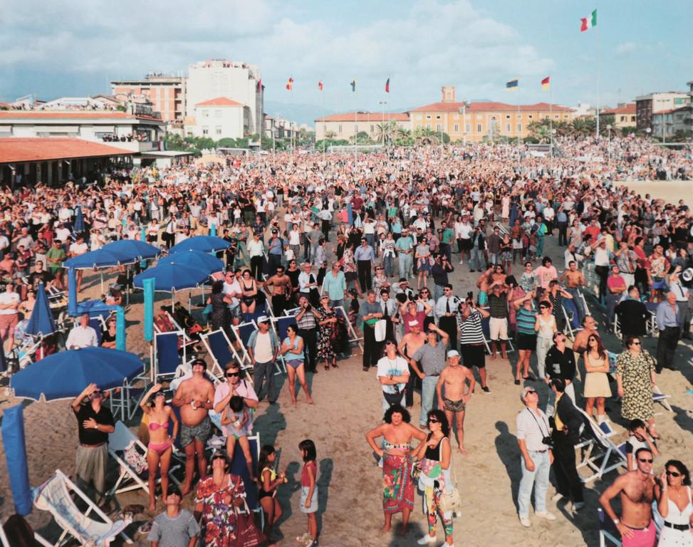 MASSIMO VITALI - Air Show Viareggio1995: Artist: Massimo Vitali Title: Air Show Viareggio1995 Date Printed: 2008 Medium: Photo Litho with Copyright Massimo Vitali Printer Location: Italy Additional Info: 15x19 cm - 7.5x5.9 inch Mount Size: 2