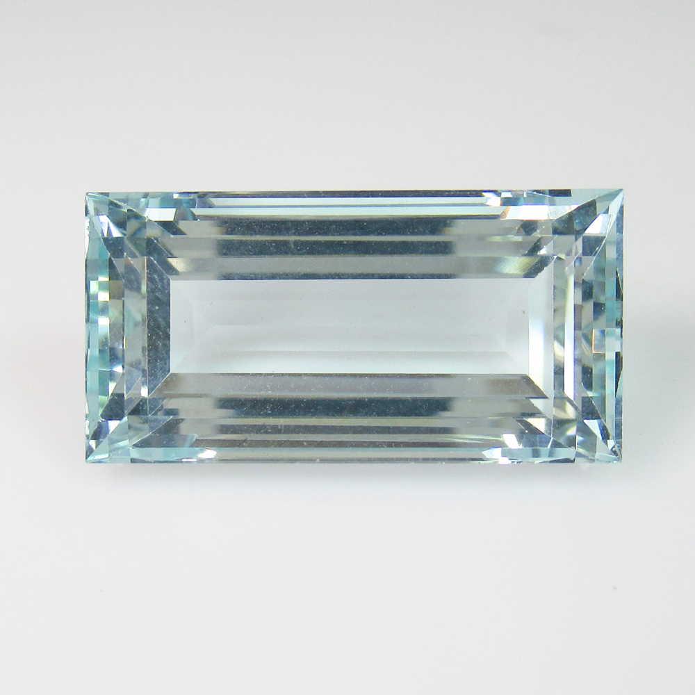 21.87 Ctw Natural Aquamarine Rectangle Cut (1 of 3)