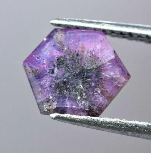 1.88 ct natural transparent corundum trapiche: No Reserve! Title: 1.88 ct natural transparent corundum trapiche Color/Clarity: transpatent Gemstone Type: natural/unheated Carat Weights: 1.88 Size/Dimensions: 8x7x2 mm Origin: Pakistan Shipping: Do