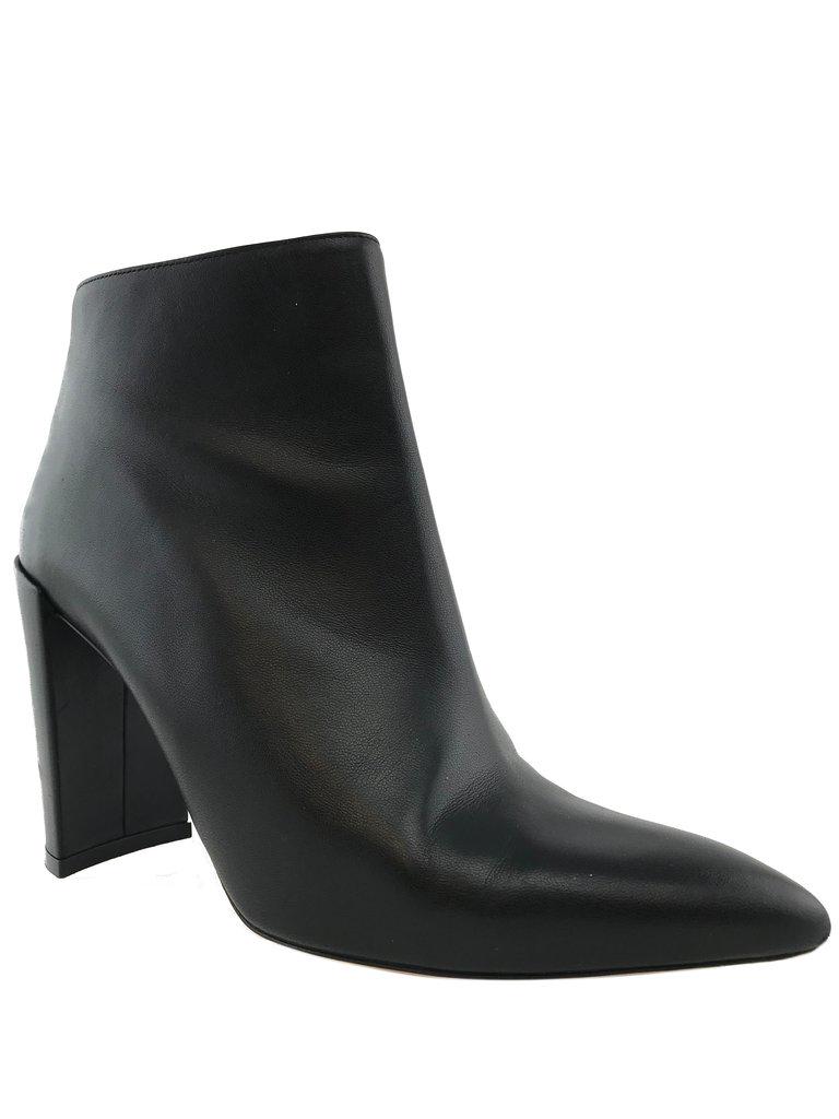 Stuart Weitzman Block-Heel Leather Ankle Bootie Size 9: Guaranteed Authentic! Gorgeous Stuart Weitzman Block-Heel Leather Ankle Bootie Size 9| IT 39 crafted from supple black leather with an almond toe. Featuring side zips for an easy slip-on and self-cove