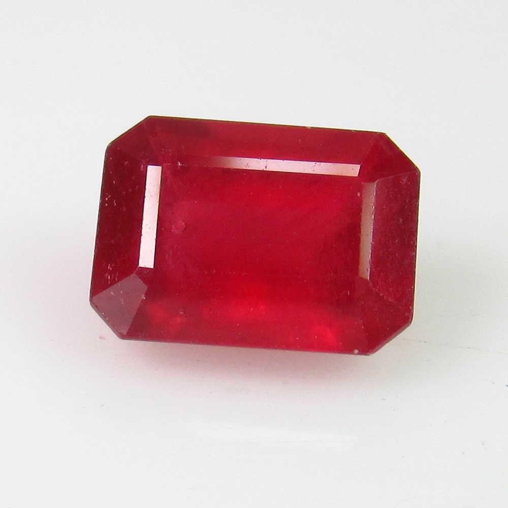 2.30 Ct Genuine Blood Red Ruby Octagon Cut (1 of 2)