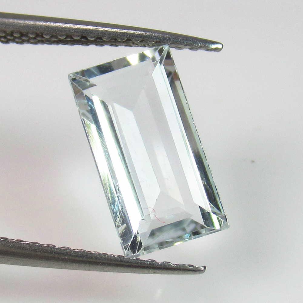 2.44 Ct Genuine Unheated Aquamarine Rectangle Cut (1 of 2)