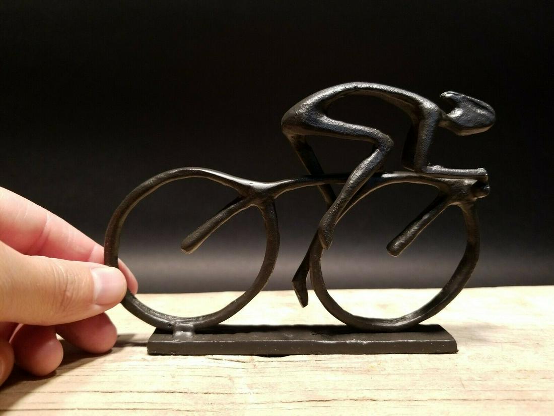 Bicycle Bike Rider Racer Figurine Statue Paperweight: 6" Long x 4" tall Charming cast iron cat figure of a bike rider. Nice quality! Such a great item for any rider or lover. All solid cast iron Reserve: $20.00 Shipping: Domestic: Flat-rate of $7.00$ to 