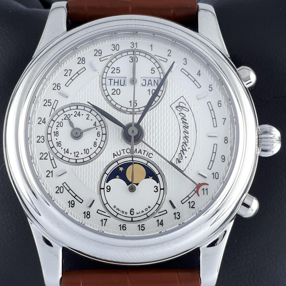 COURVOISIER - Chronograph Triple Date MoonPhase: Brand: COURVOISIER Model: Chronograph Triple Date MoonPhase Automatic Gender: Men Period: 2011-present Movement: Automatic Case material: Steel Type: Analogue wristwatch Shipped Insured: Yes Condition