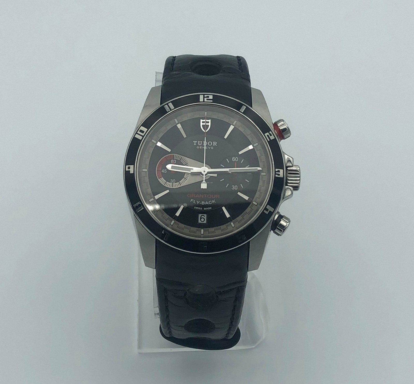 Tudor Grantour Chrono Fly-Back Box & Papers Chronograph: For sales a Tudor Grantour (ref #20550n) 42mm case in stainless steel. This timepiece comes with a polished and satin finished case, grey chronograph dial, 60 minute totalizer, small seconds and date 