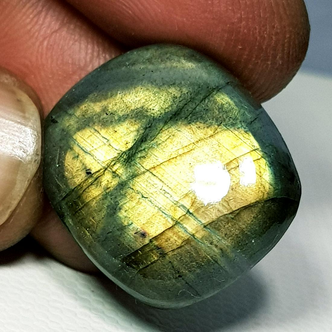21.57 ct Natural Labradorite: No Reserve! Title: 21.57 ct Natural Labradorite Color/Clarity: Opaque Gemstones: Gemstones Carat Weights: 21.57 Size/Dimensions: 20.75 x 17.85 x 6.30 Rectangular - USA Shipping: Worldwide: Flat-rate o