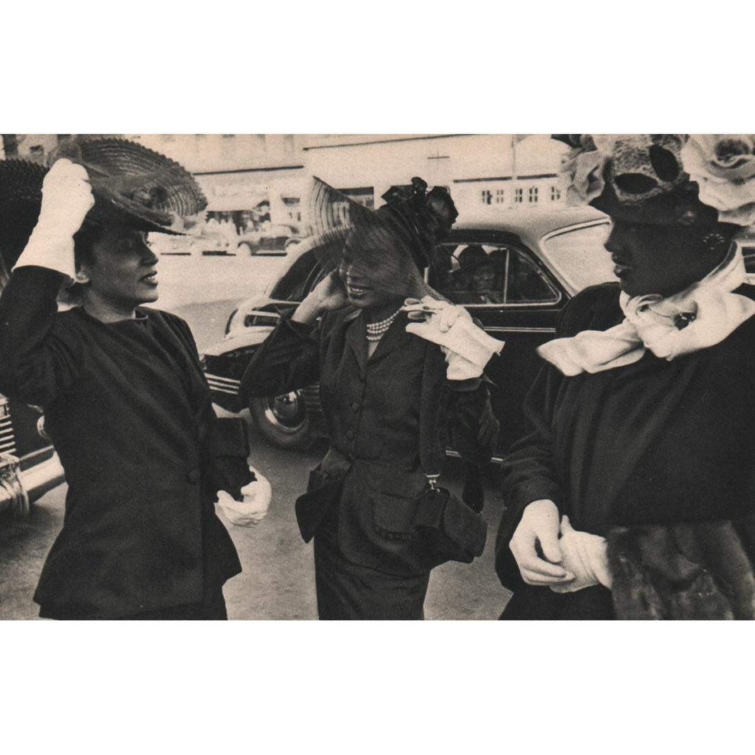 HENRI CARTIER-BRESSON - Beautes Noires, Harlem: Artist: HENRI CARTIER-BRESSON Print Title: Beautes Noires, Harlem Medium: Sheet-fed Gravure Printing Date: 1940s Printed in France Image Size: 4.25 x 6.5 inches Henri Cartier-Bresson(1908-2004) was a 