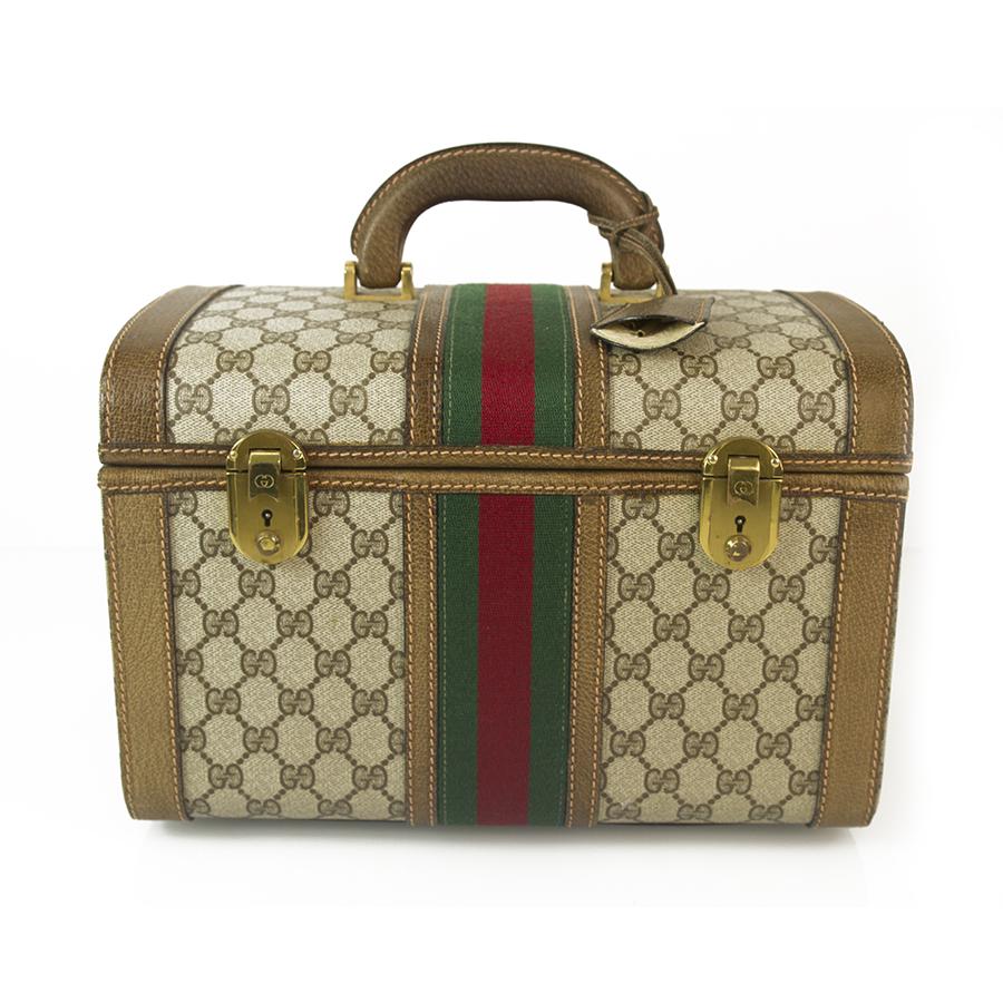 Gucci Monogram Train Case Beauty Vanity Box Toiletry: Gucci Monogram Train Case Beauty Vanity Box Toiletry Luggage travel Bag Chest Authentic pre-owned Gucci iconic monogram canvas train case, trimmed in brown leather with gold tone hardware!! This trave