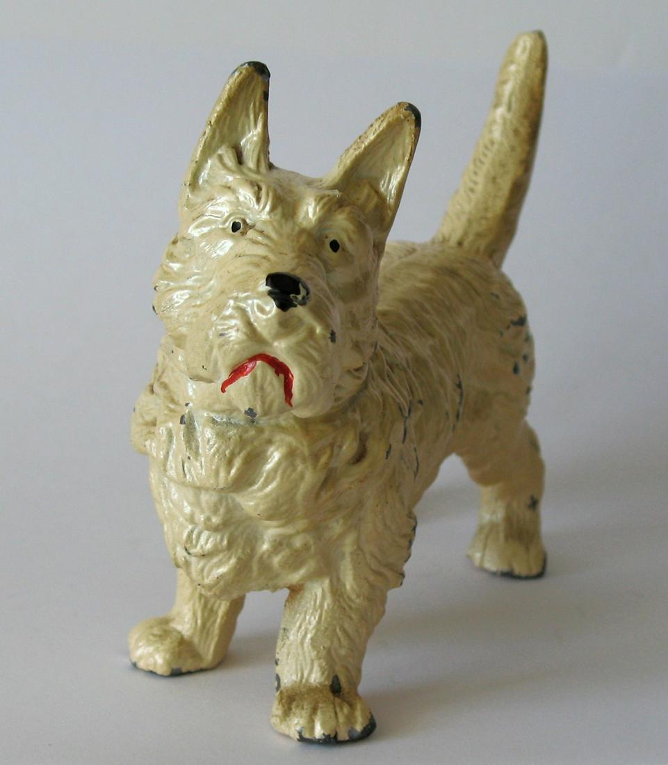 Vintage Cast Metal Westie Figure. (1 of 3)