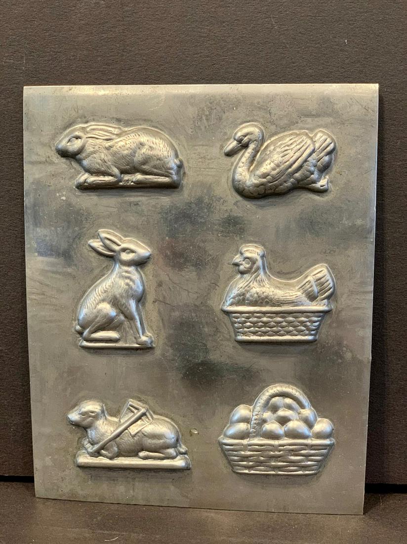 Early 20thc ‘Flattie’ Chocolate Mold, miscellany of (1 of 2)