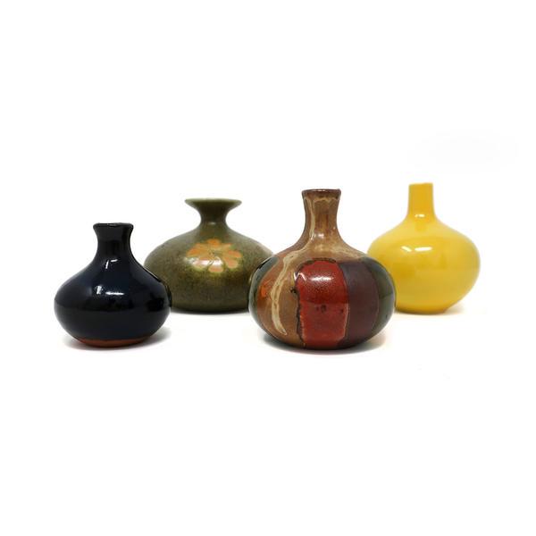 Four Vintage Japanese Ceramic Vases (1 of 5)