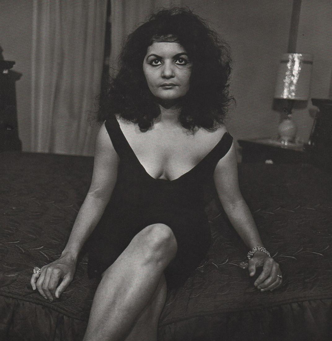DIANE ARBUS - Puerto Rican Housewife, NYC, 1963: Artist: DIANE ARBUS Print Title: Puerto Rican Housewife, NYC, 1963 Medium: Photoengraving Printed 1970’s in the US Image size (inches) approx. 8 x 8” Diane Arbus (1923 –1971),was an American pho