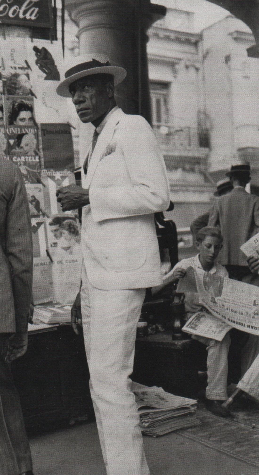 WALKER EVANS - Citizen in Downtown Havana, 1933: Artist: WALKER EVANS Print Title: Citizen in Downtown Havana, 1933 Printing Date: 2000’s Medium: Photo-lithograph Printed in: Germany Image Size appprox.: 5.5 x 3” Walker Evans(1903–1975) was on