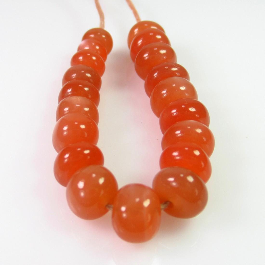 34.08 Ct Genuine 19 Drilled Round Orange Sunstone Beads: No Reserve! Title: 34.08 Ct Genuine 19 Drilled Round Orange Sunstone Beads Stone Clarity: SI Gemstones: Natural Sunstone Beads Carat Weights: 34.08 Size/Dimensions: 6.20 to 7.60 mm / 19 PC's Additiona