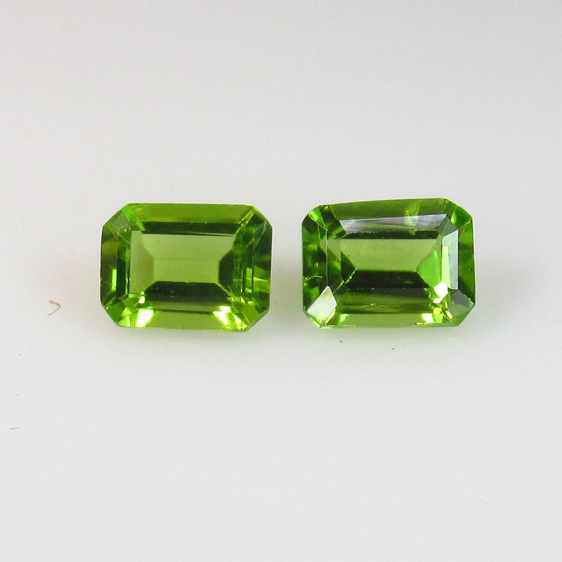 3.24 Ct Genuine Pakistan Peridot Octagon Pair: No Reserve! Title: 3.24 Ct Genuine Pakistan Peridot Octagon Pair Stone Clarity: VVS Gemstones: Natural Peridot Carat Weights: 3.24 Size/Dimensions: 8.00 x 6.00 x 3.70 mm / 2 PC's Additional Informatio