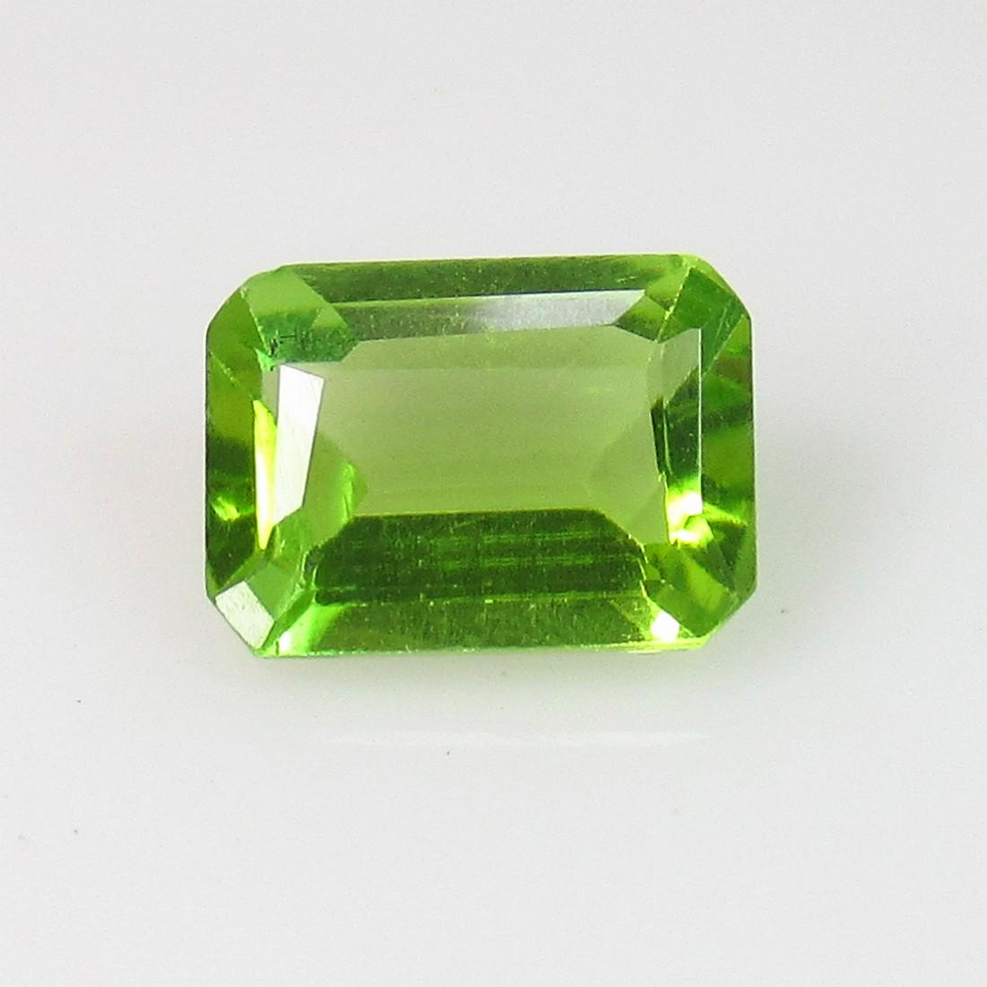 1.50 Ctw Natural Pakistan Peridot Octagon Cut: No Reserve! Title: 1.50 Ctw Natural Pakistan Peridot Octagon Cut Stone Clarity: VVS Gemstones: Peridot Carat Weights: 1.50 Size/Dimensions: 8.10 x 6.00 x 3.40 mm Additional Information: Top Class Lust
