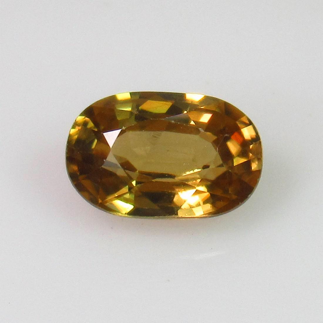 1.95 Ctw Natural Yellow Zircon Oval Cut: No Reserve! Title: 1.95 Ctw Natural Yellow Zircon Oval Cut Stone Clarity: VVS Gemstones: Zircon Carat Weights: 1.95 Size/Dimensions: 8.50 5.60 x 3.80 mm Additional Information: Top Luster / Excellent 