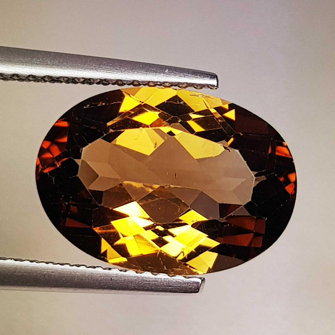 7.50 ct Natural Champagne Topaz Oval Cut (1 of 6)