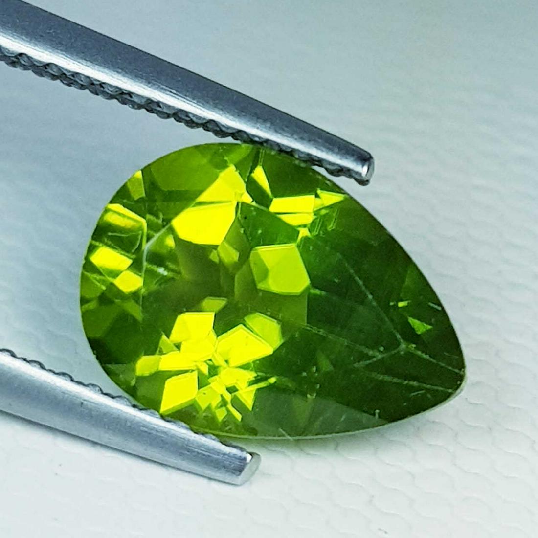 2.97 ct Natural Peridot Pear Cut: No Reserve! Title: 2.97 ct Natural Peridot Pear Cut Color/Clarity: VVS Gemstones: Loosegemstone Carat Weights: $3 Size/Dimensions: 11.00 x 7.90 x 5.30 Additional Information: Pear - Pakistan Shipping: