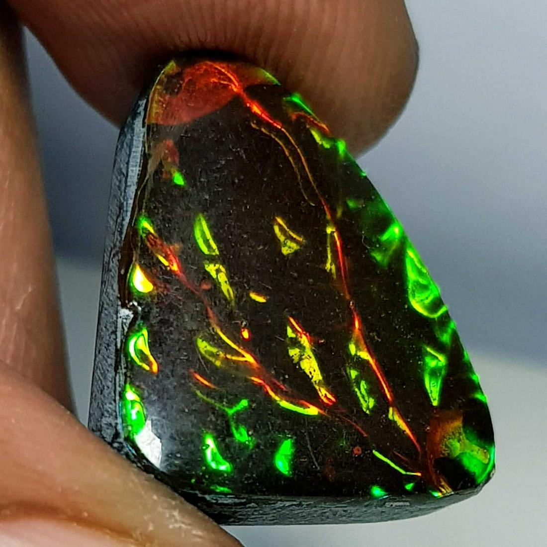 9.74 ct Australian Doublet Opal (1 of 5)