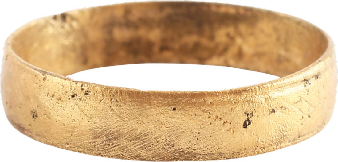 VIKING WEDDING RING, 866-1067 AD S7.: Cambridgeshire England. Gilt bronze, size 7. Broad, 3.9mm, flat section line bordered with a lattice pattern to the broad field. Uniform surface wear from use but well preserved. Professionally refurb