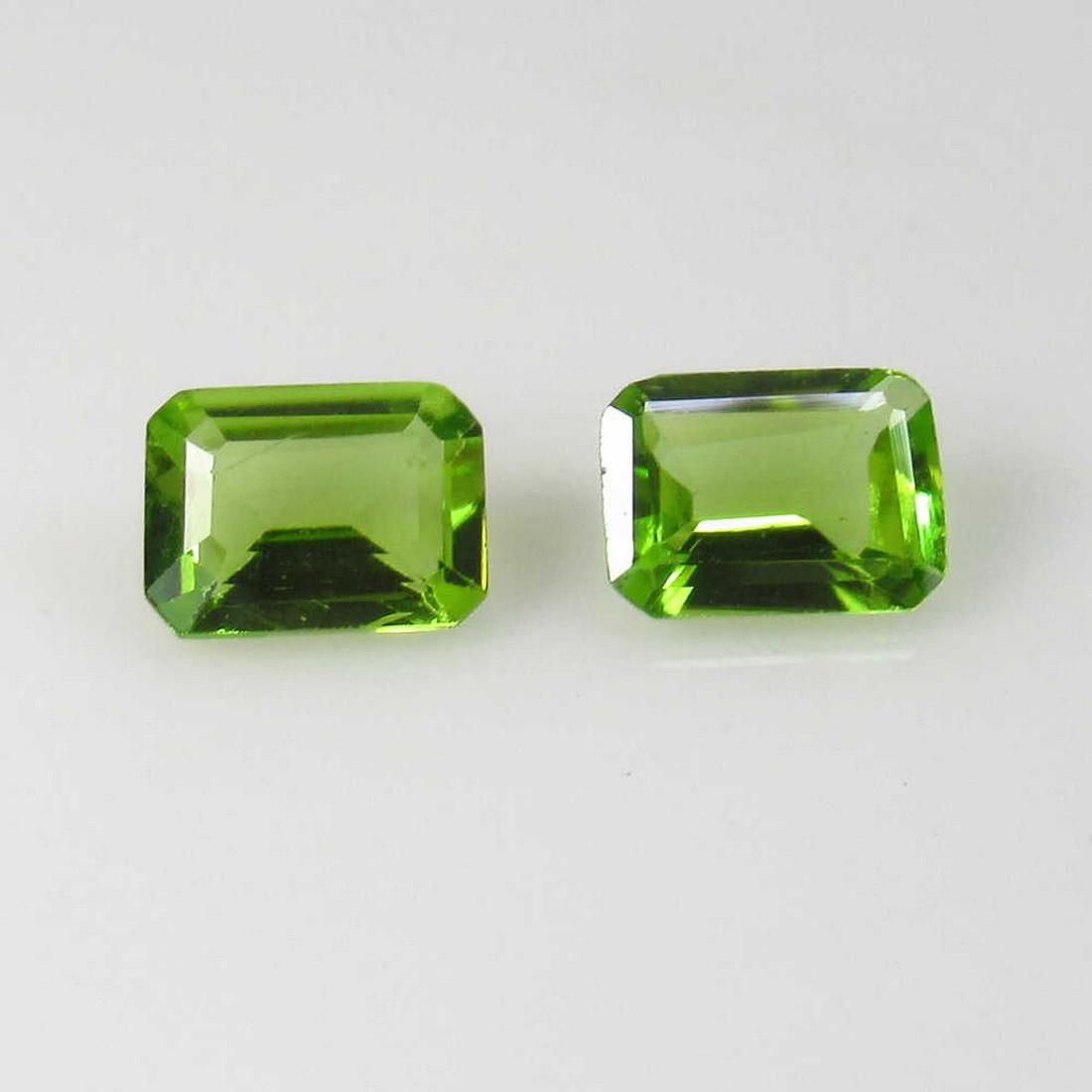 2.87 Ct Genuine Pakistan Peridot Octagon Pair: Title: 2.87 Ct Genuine Pakistan Peridot Octagon Pair Stone Clarity: VVS Gemstones: Natural Peridot Carat Weights: 2.87 Size/Dimensions: 8.00 x 6.00 x 3.50 mm / 2 PC's Additional Information: Top Class