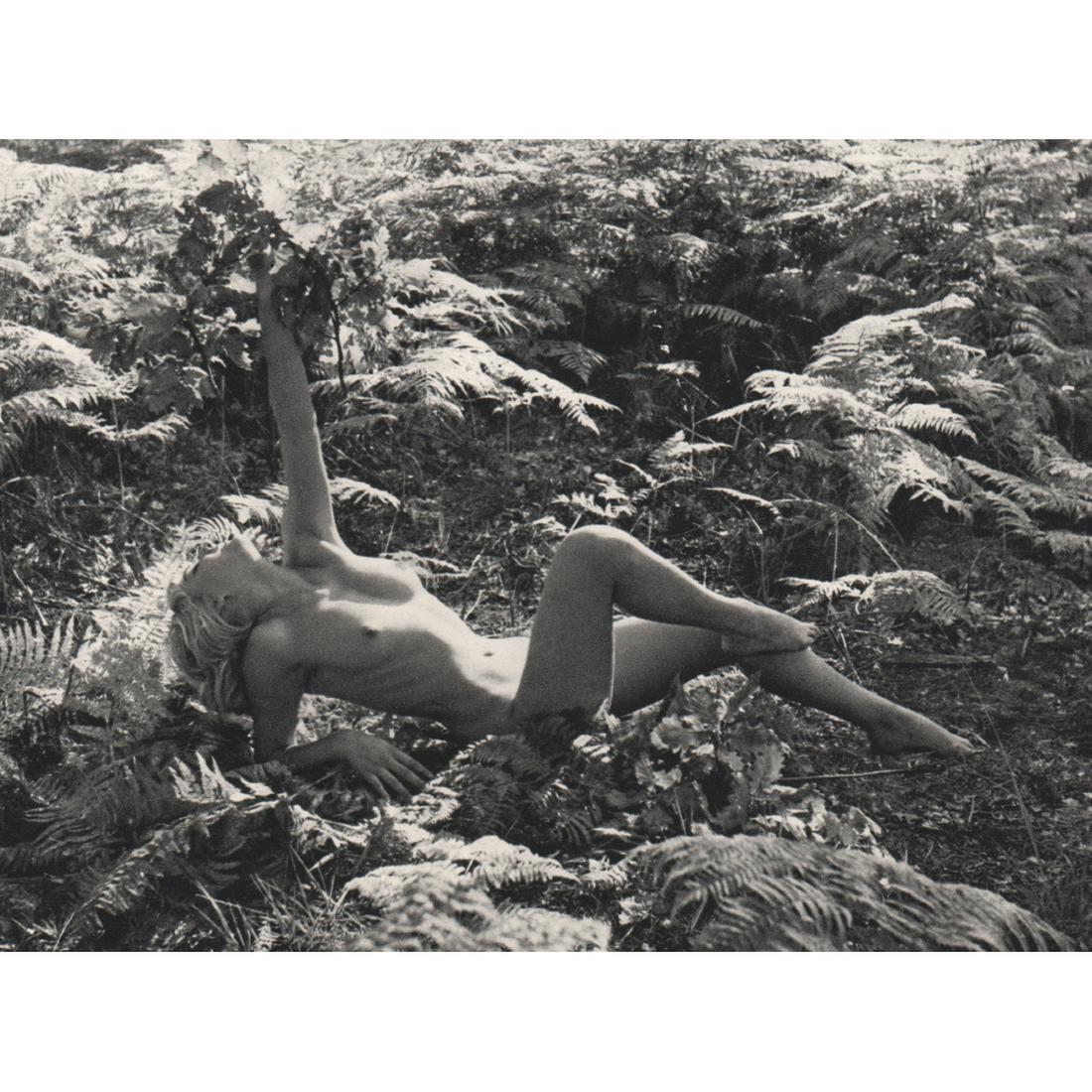 LUCIEN LORELLE - Nude: Artist: LUCIEN LORELLE Print Title: Nude Medium: Sheet-fed Gravure Printing Date: 1960's Printed in France Image Size approx: 5 x 7 inches Lucien Lorelle (1894-1968) was one of the great photographer