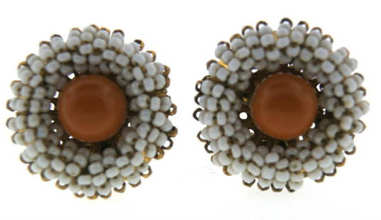 LOVELY Miriam Haskell Coral & Metal Clip On Earrings!: DK Miriam Haskell Coral & Metal Earrings This unique and wonderful pair of earrings is made by Miriam Haskell. They are made of metal & coral. They are clip on. The height is 1 inch. Reserve:
