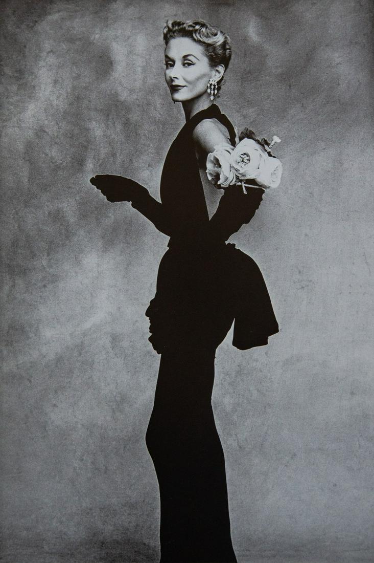 IRVING PENN - Woman with Roses (Lisa Fonssagrives): Artist: Irving Penn Title: Woman with Roses (Lisa Fonssagrives), 1950 Medium: Photo Litho, 1986, USA Dimensions: 7.5x11.15" Heat Wax Mounted on 12x16" Conservation Board Irving Penn (1917-2009) was an