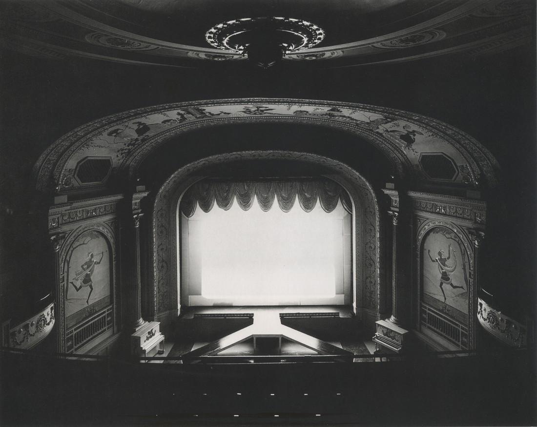 HIROSHI SUGIMOTO - Cabot Street Cinema, Massachusetts (1 of 1)