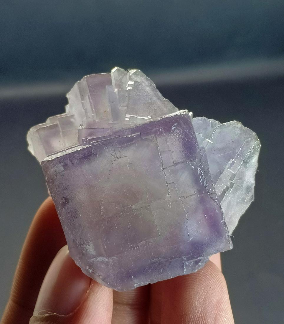 62 Gram Amazing Natural Fluorite Specimen: Title: 62 Gram Amazing Natural Fluorite Specimen Treatment: Natural Gemstone: Fluorite Weight: 62 Gram Size/Dimensions: 49x40x34 mm Origin: Pakistan Reserve: $5.00 Shipping: Domestic: Flat-rate of $15