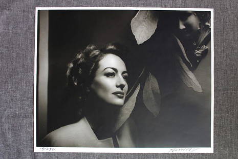 Joan Crawford by George Hurrell - Hurrell Portfolio III: Joan Crawford by George Hurrell - Hurrell Portfolio III (1932) 16" x 20" US Photographic Print #10/250 Condition: VG - Hurrell Stamp on back of item Reserve: $637.50 Shipping:Domestic: Flat-rate