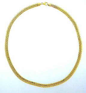 14k Yellow Gold Cuban Link Italian Chain Necklace: NS NT0 14k yellow gold Cuban link Italian chain necklace Stamped with a hallmark for 14k gold and a country of origin (Italy). Measurements: 1/4" W x 17" L Weight is 14.0 grams In excellent