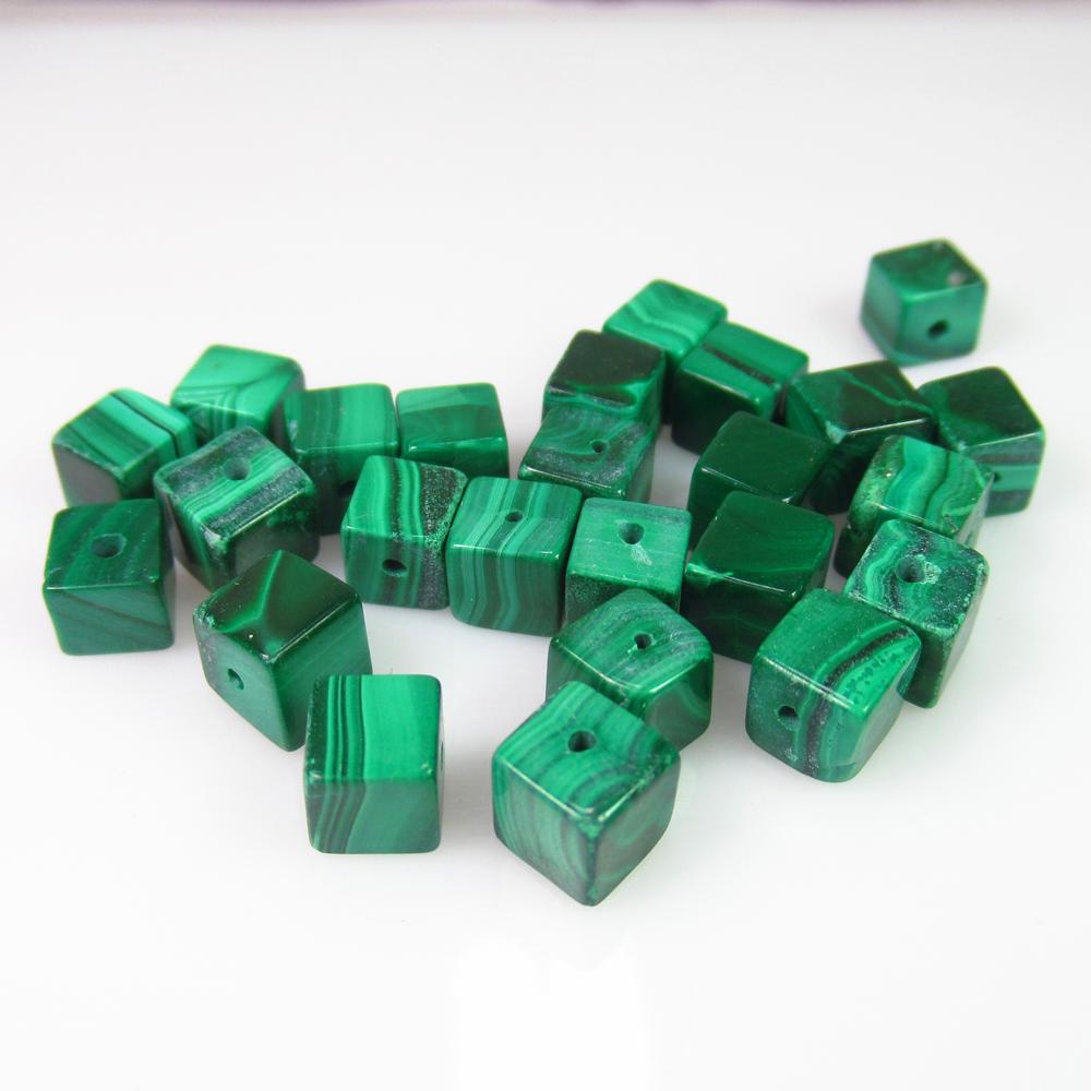 52.23 Ct Genuine 25 Green Malachite Drilled Square: No Reserve! Title: 52.23 Ct Genuine 25 Green Malachite Drilled Square Beads Stone Clarity: Opaque Gemstones: Natural Malachite Beads Carat Weights: 52.23 Size/Dimensions: 4.8x4.5 - 5.3x5.2 mm / 25 PC'