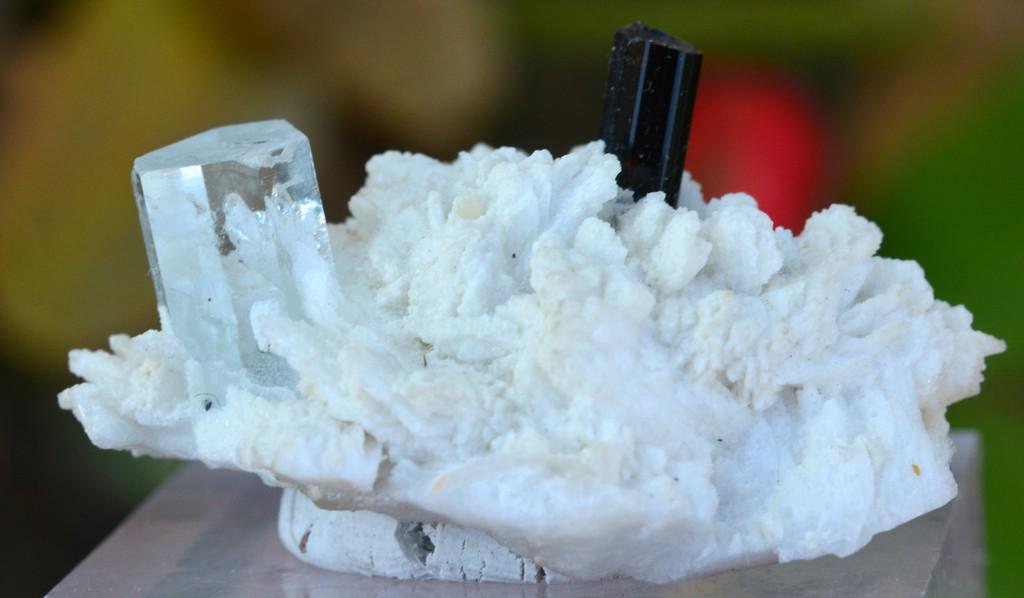 20 Grams Beautiful Aquamarine specimen with Albite: Title: 20 Grams Beautiful Aquamarine specimen with Albite Weight: 20 Grams Origin: Pakistan Materials: Specimen Size: 44x32x21 MM Additional Information: Treatment:Natural Reserve: $50.00 Shipping:<