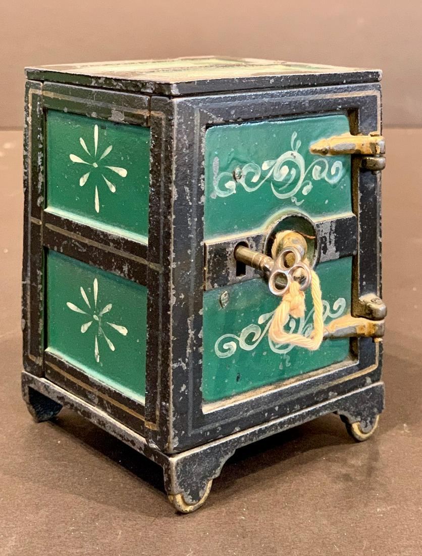 ‘SAFE’ Motif Cast Iron Coin Bank, Late 19th c (1 of 4)