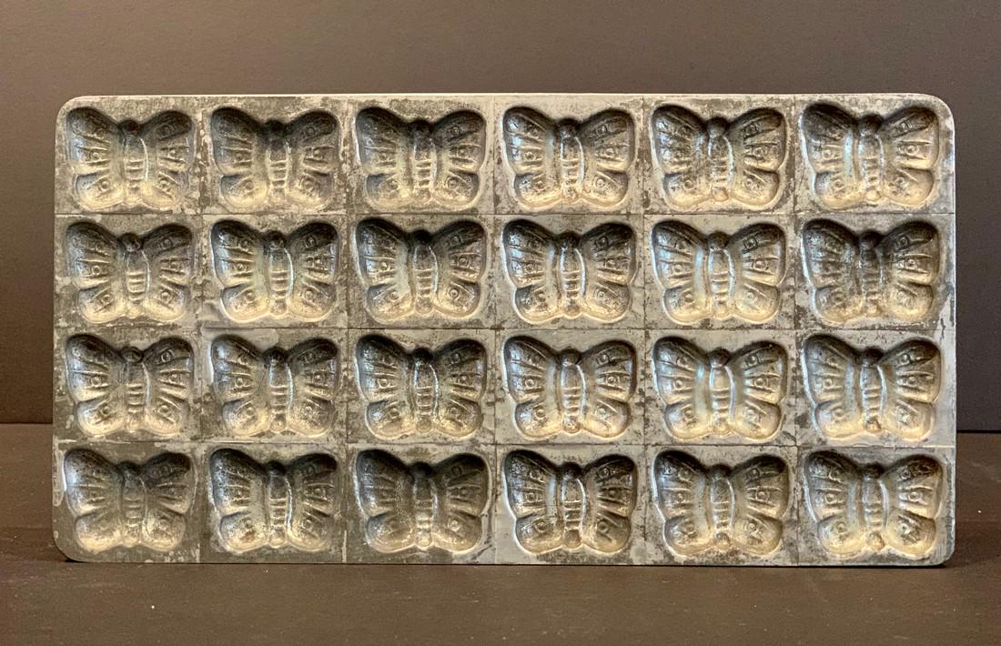 Butterfly ‘Flattie’ Chocolate Mold, Early 20thc (1 of 4)
